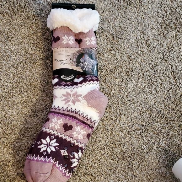 NWT cozy slipper socks - Picture 1 of 5